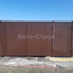 Ворота распашные из профнастила усиленный каркас